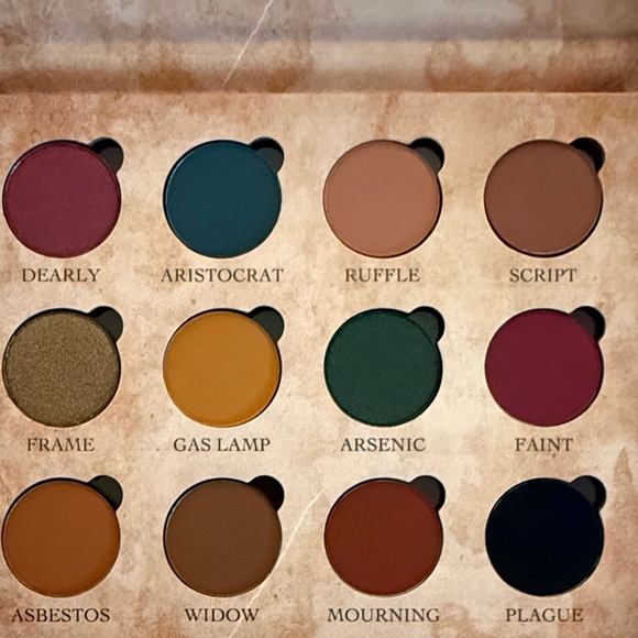 Eyeshadow Palette - Picture 2 of 2
